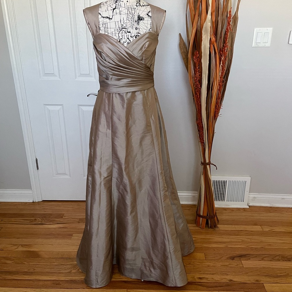 Wtoo Taffeta Gown Backless Puffy Pleated Holographic Evening Formal Dress 10